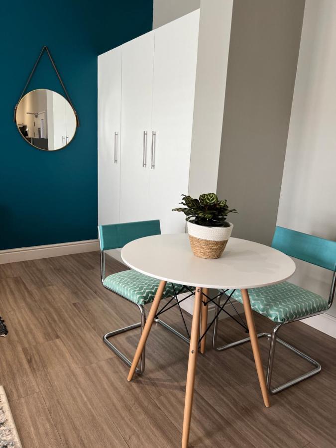 Hermanus Waterfront Apartment No 17 Экстерьер фото