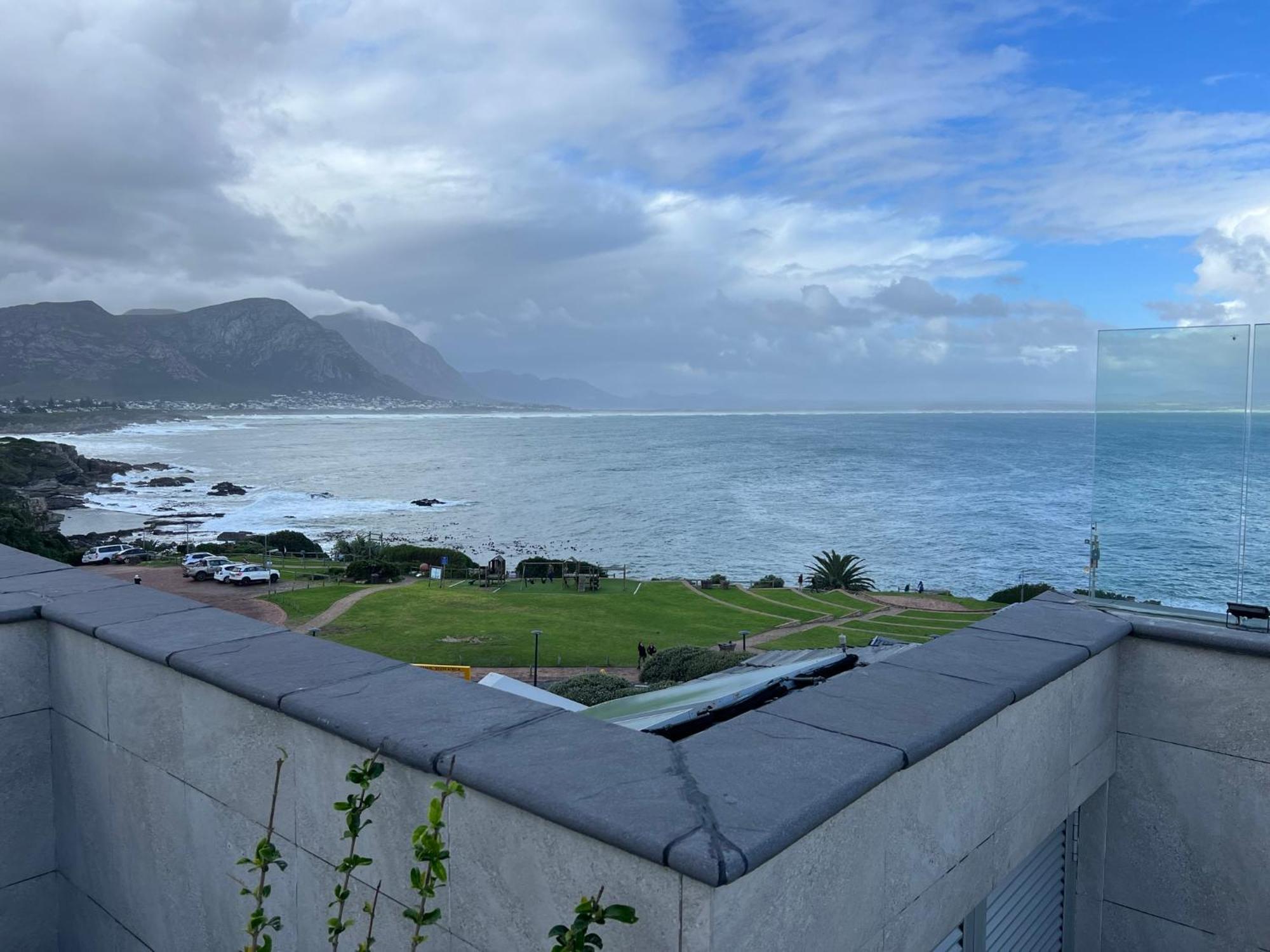 Hermanus Waterfront Apartment No 17 Экстерьер фото