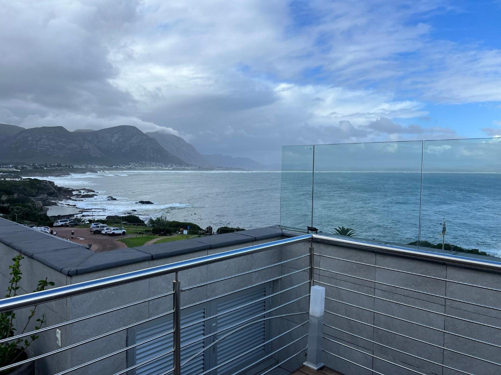 Hermanus Waterfront Apartment No 17 Экстерьер фото